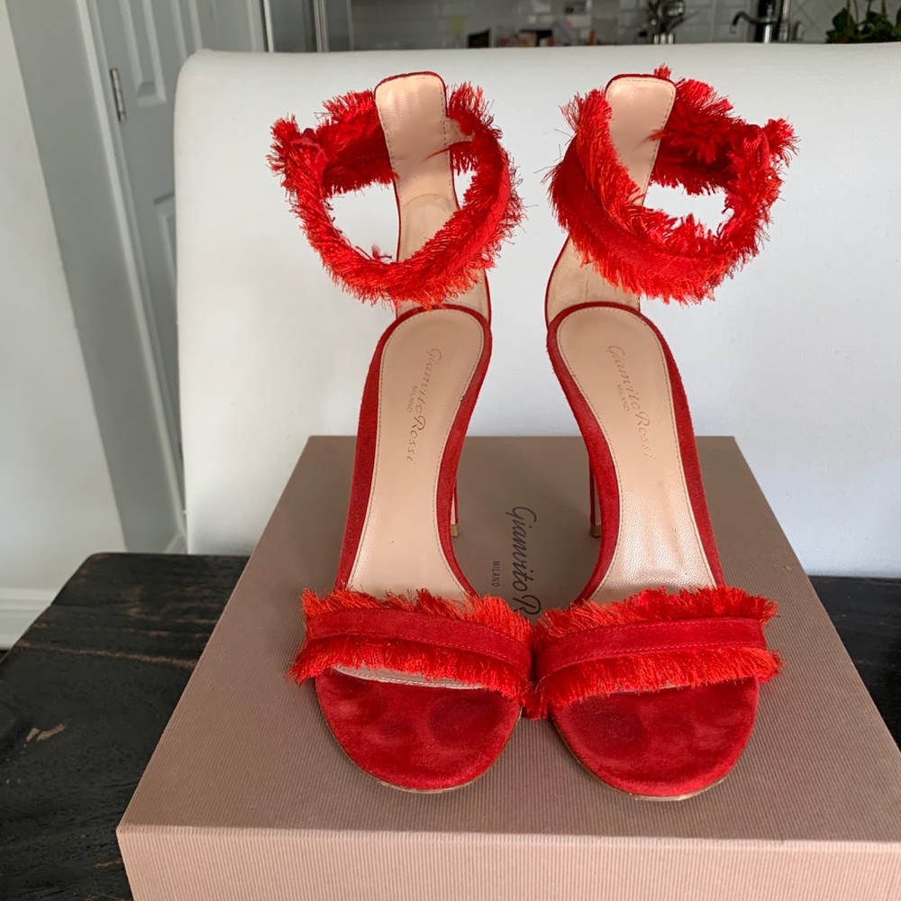 Gianvito Rossi Suede Heels